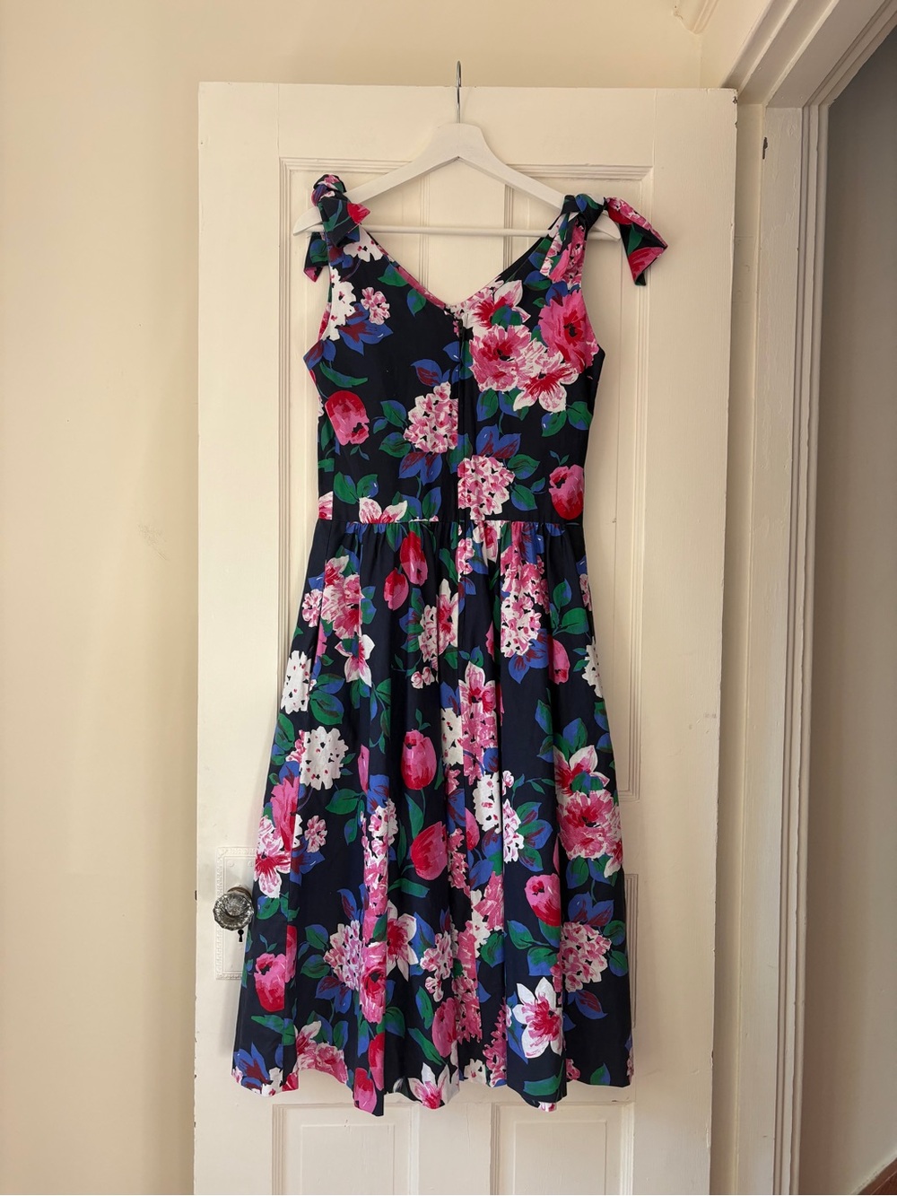 Vintage Floral Dress - Picture 3 of 10